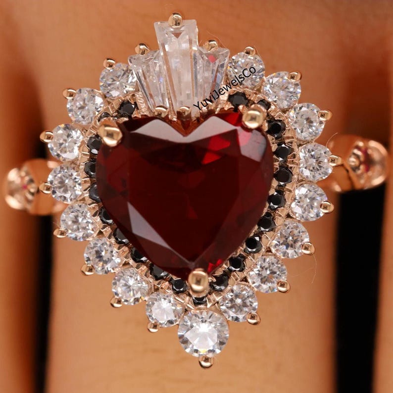 Roter Granat-Herz-CZ-Steinring, mehrfarbiger Ehering, Verlobungsring für sie, doppelter Halo-Edelsteinring, Geschenk für Freundin Bild 1