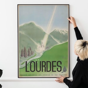 Póster de viaje francés de la década de 1940 sobre Lourdes: arte ferroviario vintage de la SNCF, impresión de destino de peregrinación, póster de fe