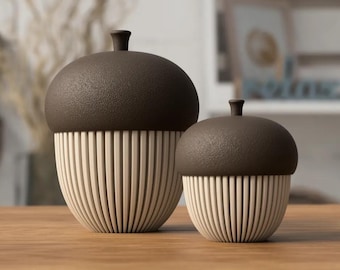 Acorn container/light decoration (flame effect tealight included)