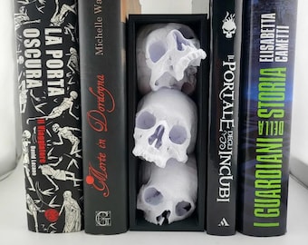 Three skull book nook/bookend display