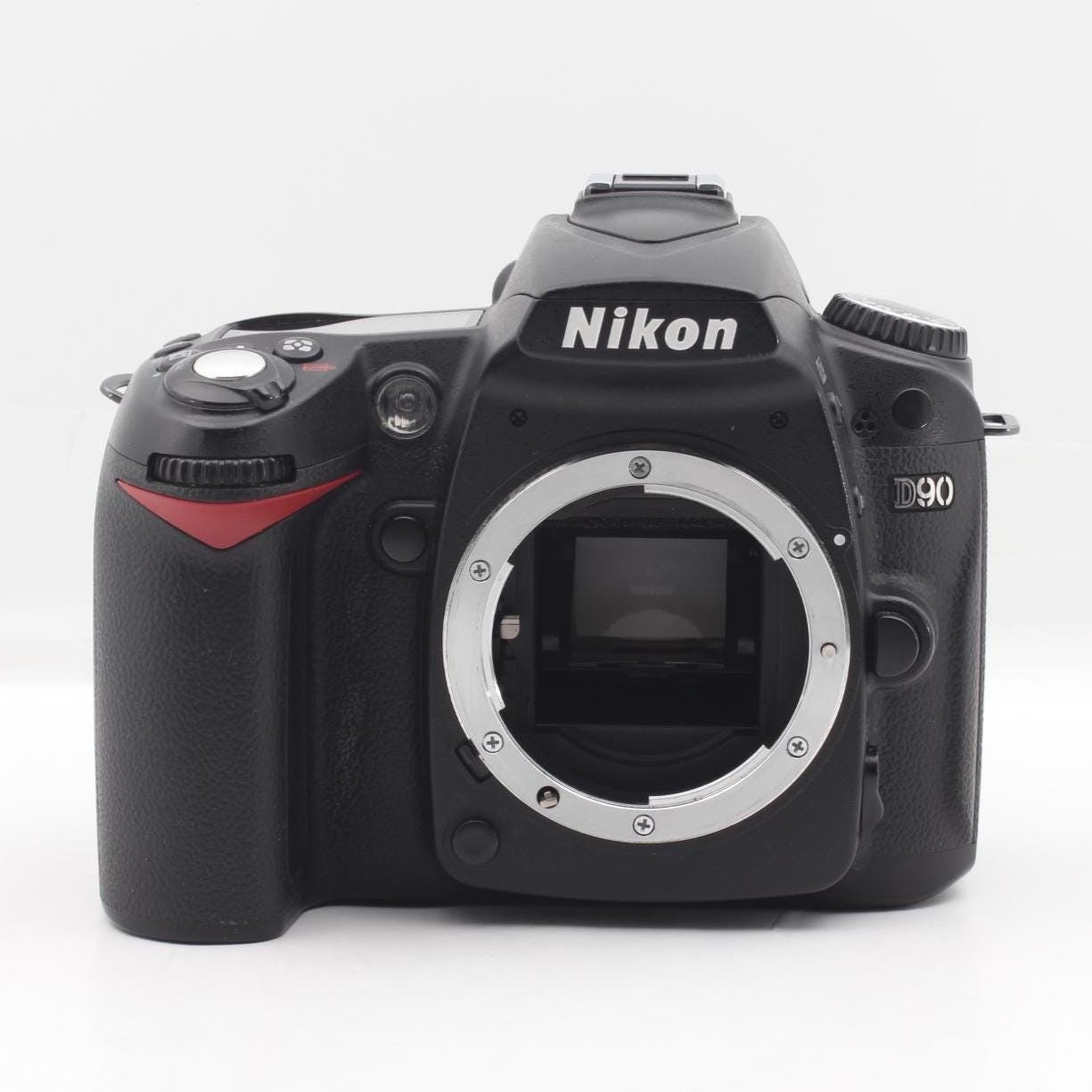 Nikon D90 ボディ Amazon.com : Nikon D90 DX-Format CMOS DSLR Camera (Body Only