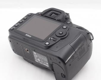 Nikon D90 CMOS Sensor Digital SLR Camera Body From Japan