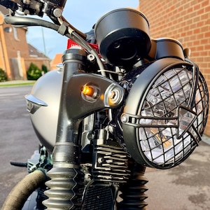 Soportes de intermitentes para Triumph Bonneville T100/T120 – Pasador Motogadget Mo.Blaze, soportes PETG (par)