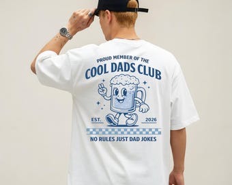 Rolig ny pappa-tröja Cool Dads Club EST 2026 personlig t-shirt, personligt namn fars dag-present, ölgrafik t-shirt, pappaskämt t-shirt
