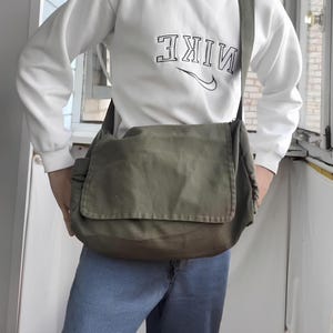 バッグ 90s vintage patagonia messenger bag Y2K Vintage 90s Patagonia 25L Messenger Rucksack Bag Blue Black