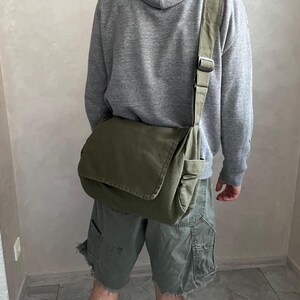 Umhängetasche extra Groß für Damen und Herren für Schule und Reisen, Hobo Schultertasche, passend für 15 Zoll Laptop Reisetasche klassische Tasche zip
