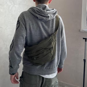 en toile pour femme ou homme | banane pour homme | Sac banane en toile noire | Sac banane à bandoulière | Sac banane vintage et rétro de l'an 2000