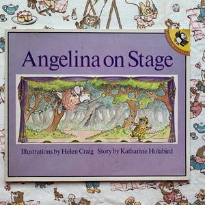 Angelina on Stage by Helen Craig and Katharine Holabird