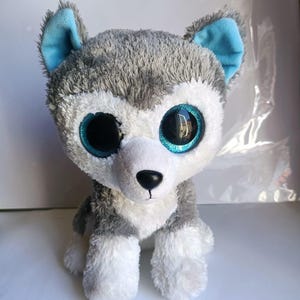 Ty Slush The Husky  Beanie Boo.  Medium 9&quot; Plush Toy