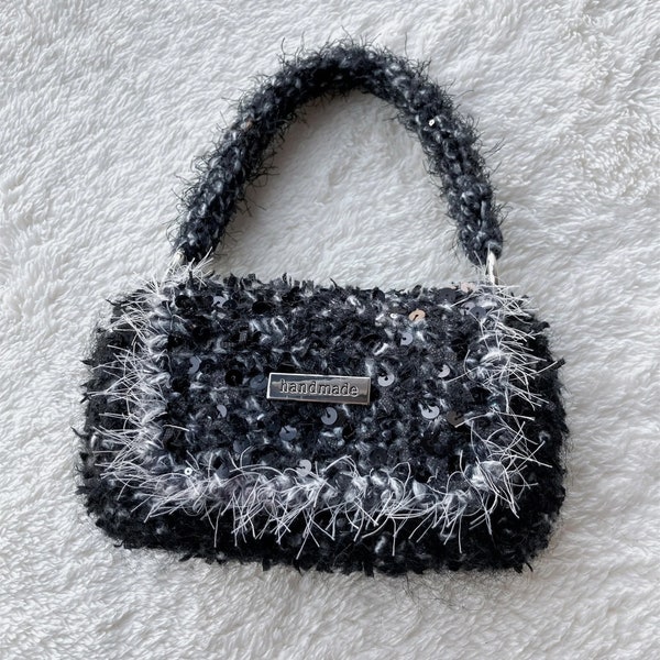 Black and white handwoven handbags, women's handbags, fashionable handbags, high quality wool, xuan handbags, gift for her
