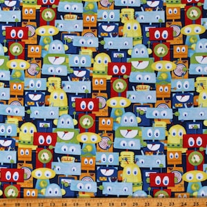Peut inclure: Un motif de tissu coloré avec un design répétitif de robots de dessins animés. Les robots sont de différentes couleurs, notamment le bleu, le jaune, le rouge et l'orange. Le fond est bleu marine. Mesures en centimètres.