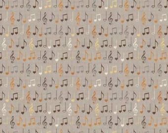 Pájaro cantor - Notas musicales en color topo de Camelot Fabrics, cortado a medida 3332