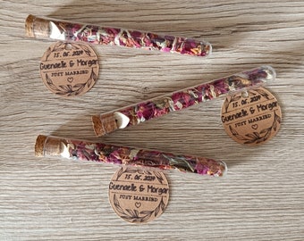 Pink dried flower vials with or without personalized labels