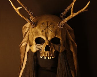 máscara de caveira xamânica