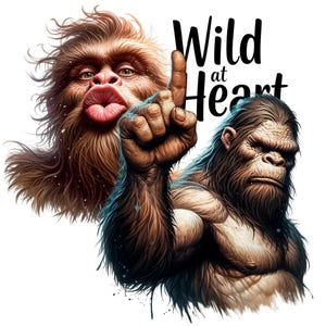 Puede incluir: Ilustraci&oacute;n de dos criaturas de Bigfoot. Una est&aacute; haciendo un puchero con los labios y la otra est&aacute; levantando el dedo &iacute;ndice. El texto "Wild at Heart" est&aacute; escrito en cursiva negra. La imagen est&aacute; sobre un fondo blanco.