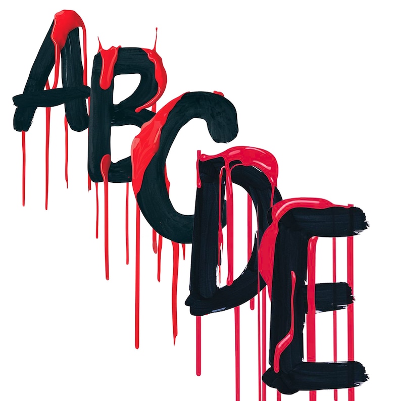 Pu&ograve; includere: Lettere A, B, C, D ed E dipinte di nero con vernice rossa che cola dai lati.