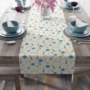 Springtime Table Runner (Cotton, Poly), Dinning Decor, Kitchen Decor, Vivid Floral Pattern Table Cloth