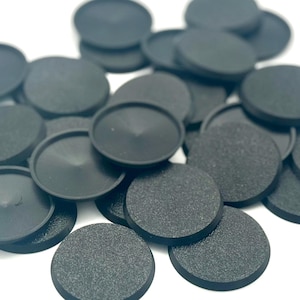 Circular Wargaming Bases, available in 25mm, 28mm, 32mm, 40mm, ovals and more - custom requests welcome! fits 2mm thick magnets