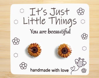 Cute Sunflower Earrings, Flower Earrings, Sunflower, Sunflower Gifts, Sunflower Jewelry, Sunflower Studs, Flower Jewelry, Handmade Earrings.