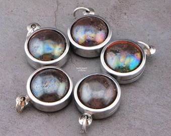 Pendant Leklai Natural Stone Rainbow 7 Color Thai Buddha Amulet (Size 2.5 cm ) Random.