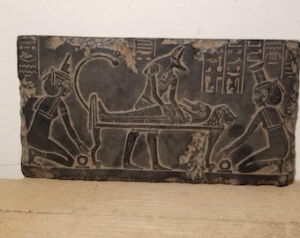 Estela antigua encantada: portal a seres queridos fallecidos, comunicación con espíritus, riqueza y reliquia curativa.