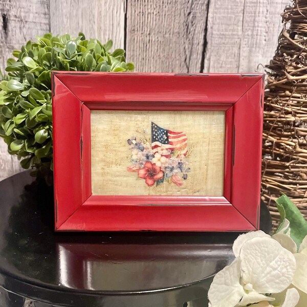 Patriotic Mini Framed Art, American Flag Floral 4th of July Farmhouse Decor, Rustic USA Tray Art, Red Frame Americana Gift, Independence Day