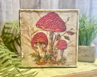 Fall Fall Home Decore, Woodland Cottage Forest Mushroom Canvas, Rustic Red Cap Beeswax Canvas, Vintage Botanical Mushroom Autumn Nature Art