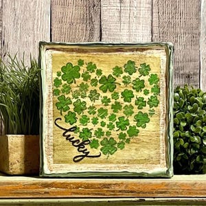 Vintage St Patrick Shamrock Saint Patrick Day Decorating, Four Leaf Lucky Clover Canvas, Saint Patty’s Home Decore, Farmhouse Decorator Gift