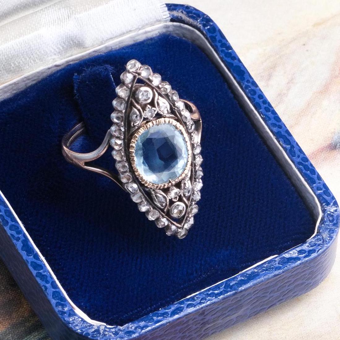 Bague Victorienne de forme 