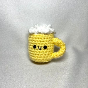 Crochet Beer Mug Keychain Amigurumi, Handmade Birthday Gift, Home Decor