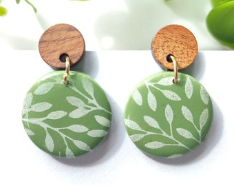 Boucles d'oreilles pendantes en argile polymère, en bleu ou vert, fleuri, bois,