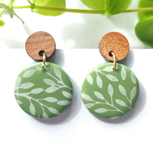 Boucles d'oreilles pendantes en argile polymère, en bleu ou vert, fleuri, bois,