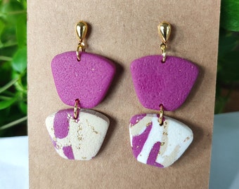 Boucles d'oreilles pendantes en argile polymère, beige, blanc, violet et doré