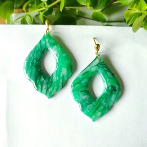 Dangling earrings in polymer clay, green, gold