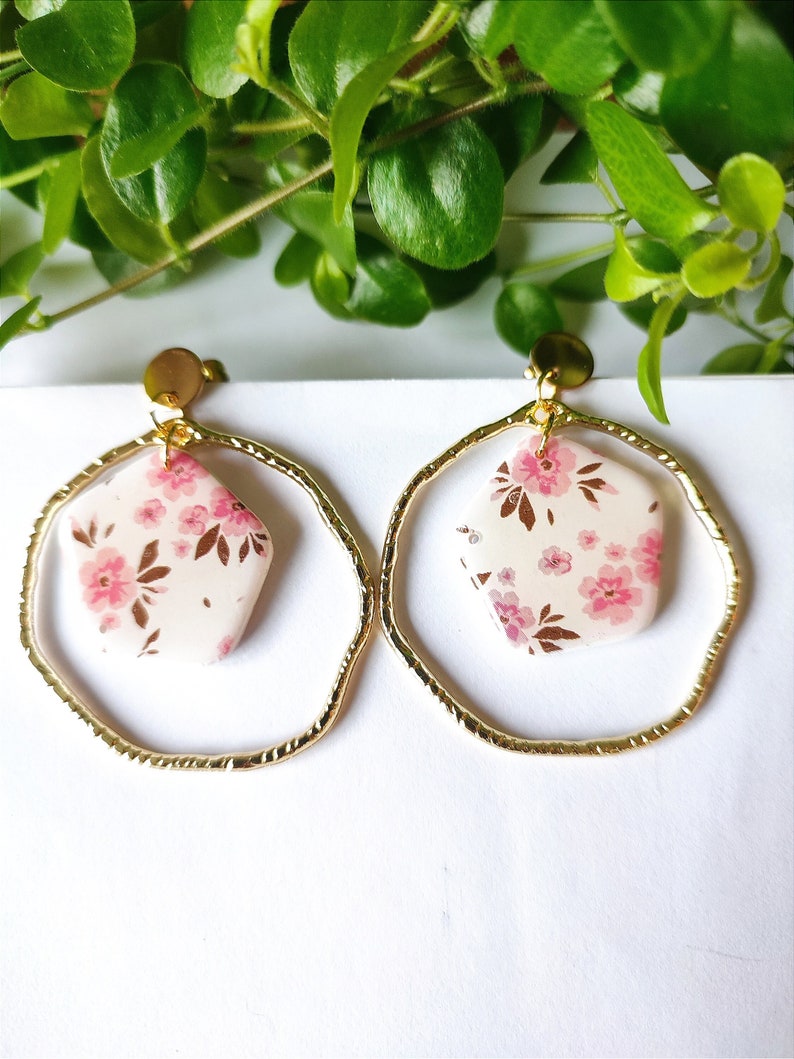 Polymer clay earrings, pink, floral patterns Modèle 4