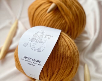 Super Cloud Chunky Merino Wool Knitting Roving Yarn / 200g 100% Australian Merino Wool / Caramel