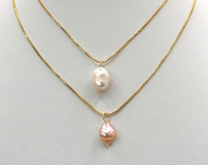 Natural Cultured Freshwater Pearls  Beads