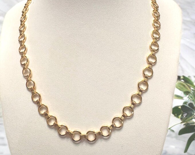 Golden Elegance Link Chain Necklace