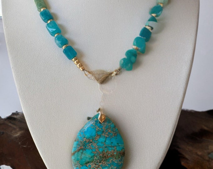 Azure Majesty Pendant Necklace.