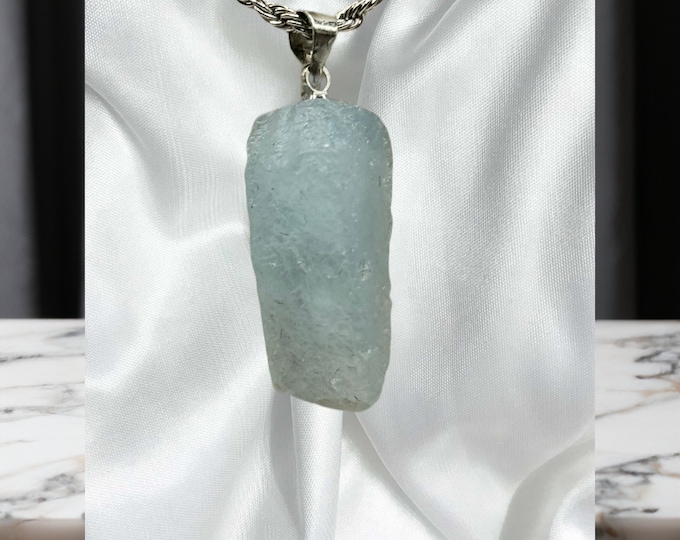 Excellent Quality Aquamarine Pendant Necklacek