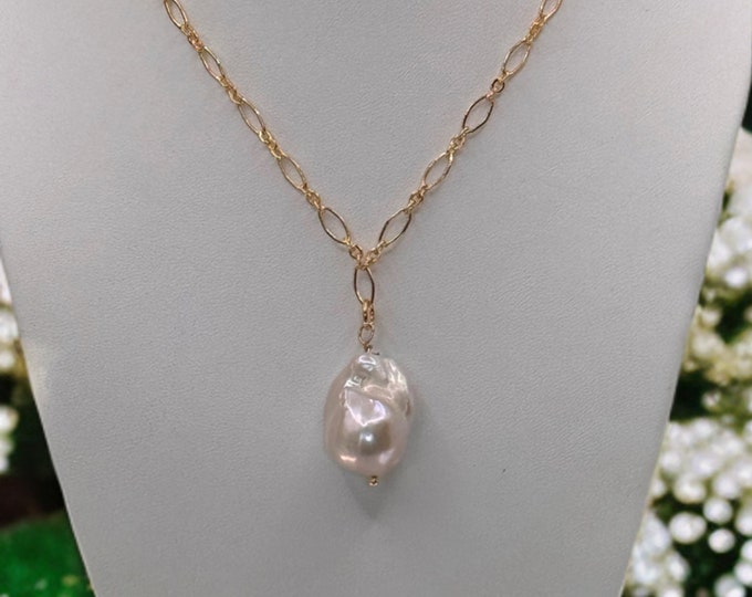 Lustrous Whisper Pearl Necklace