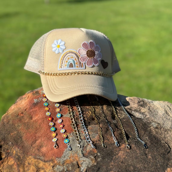 5pcs Trucker Hat Chains, 5 Styles Metal/Pearl Chains Detachable Hat Chain Baseball Cap Chains Trucker Hat Charms Accessories For Women Men