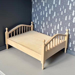 Dollhouse Wooden Bed | 1:12