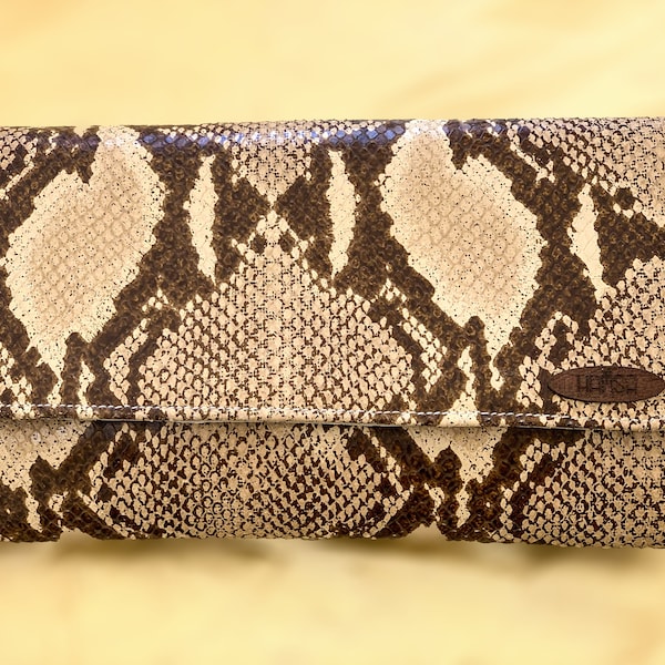 Elegant Snakeskin Leather clutch : Stylish and Spacious -  leather clutch bag - snakeskin bag -foldover clutch bag
