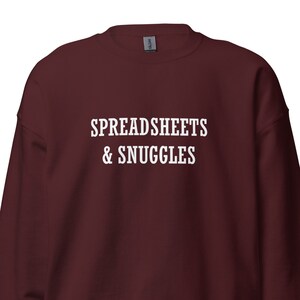 Grappig sweatshirt voor vrouwen, Mama Sweatshirt, Moeder Sweatshirt, Cadeau voor haar, Trendy Cadeau, Spreadsheets & Snuggles Sweatshirt