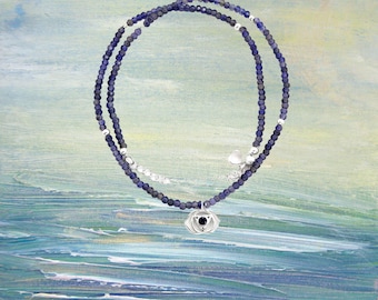 Collar de iolita para el chakra del tercer ojo
