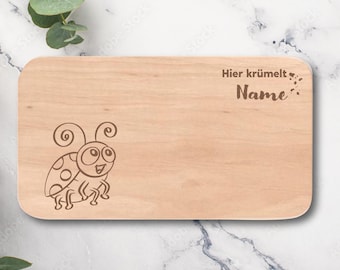 Personalisierbares Frühstücksbrett für Kinder Buchenholz Marienkäfer Gravur Wunschname Geschenk Geburtstag Erster Schultag Taufe Weihnachten