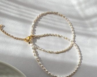 Tiny Keshi Choker, Baroque Pearl Choker, Dainty Pearl Choker, Freshwater Pearl Choker, Wedding Guest Necklace, Elegant Everyday Necklace