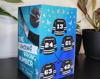 Juego de libros Pucking Wrong Series con bordes pintados, bordes con plantilla, pintura en el canto, decoración para amantes de los libros, bordes pintados a medida.