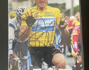 Lance Armstrong Signed 3x5 color photo